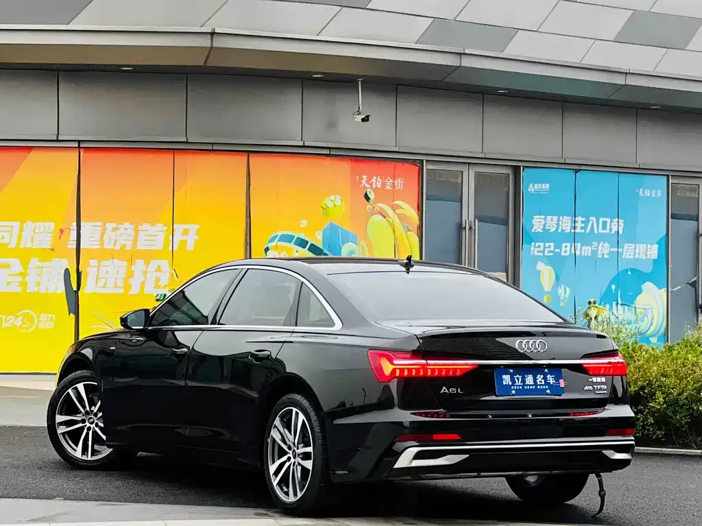 Audi A6L 2024 из CN, фото 2