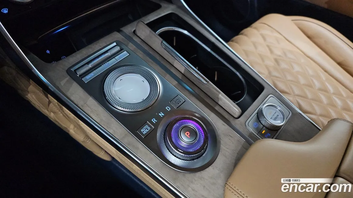 Genesis GV80 — фото 10
