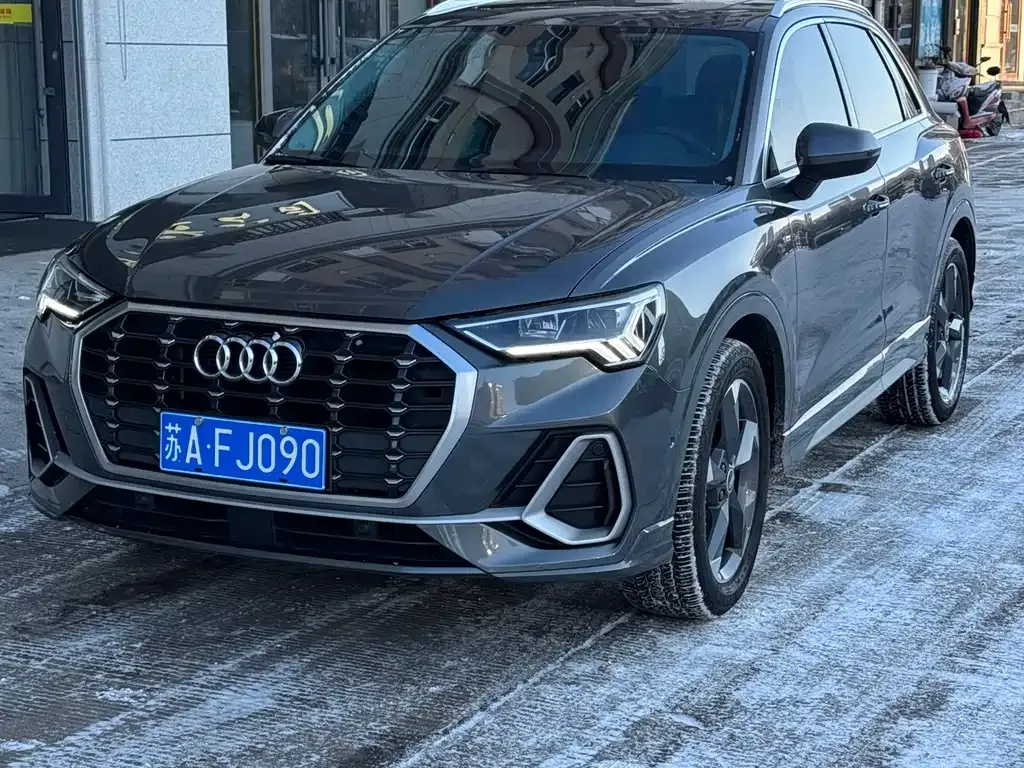 Audi Q3 — фото 10