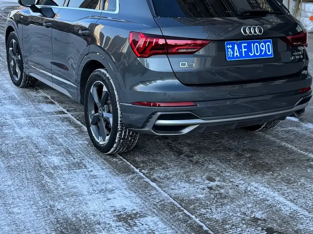 Audi Q3 — фото 9
