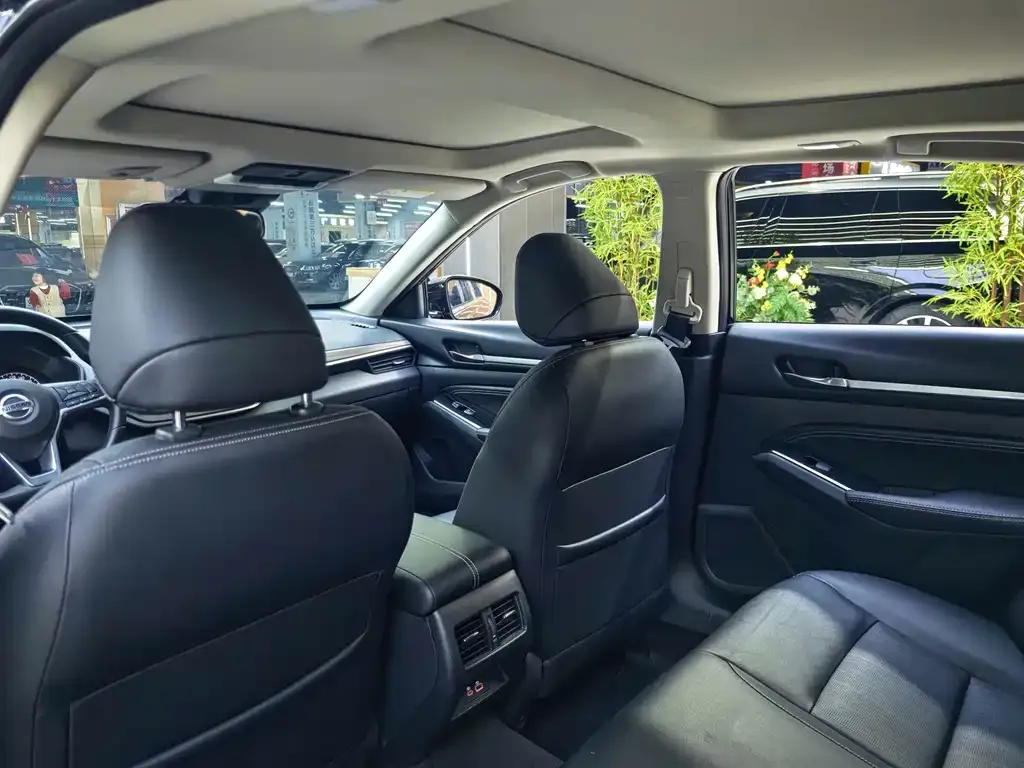Nissan Teana 2022 из CN, фото 4