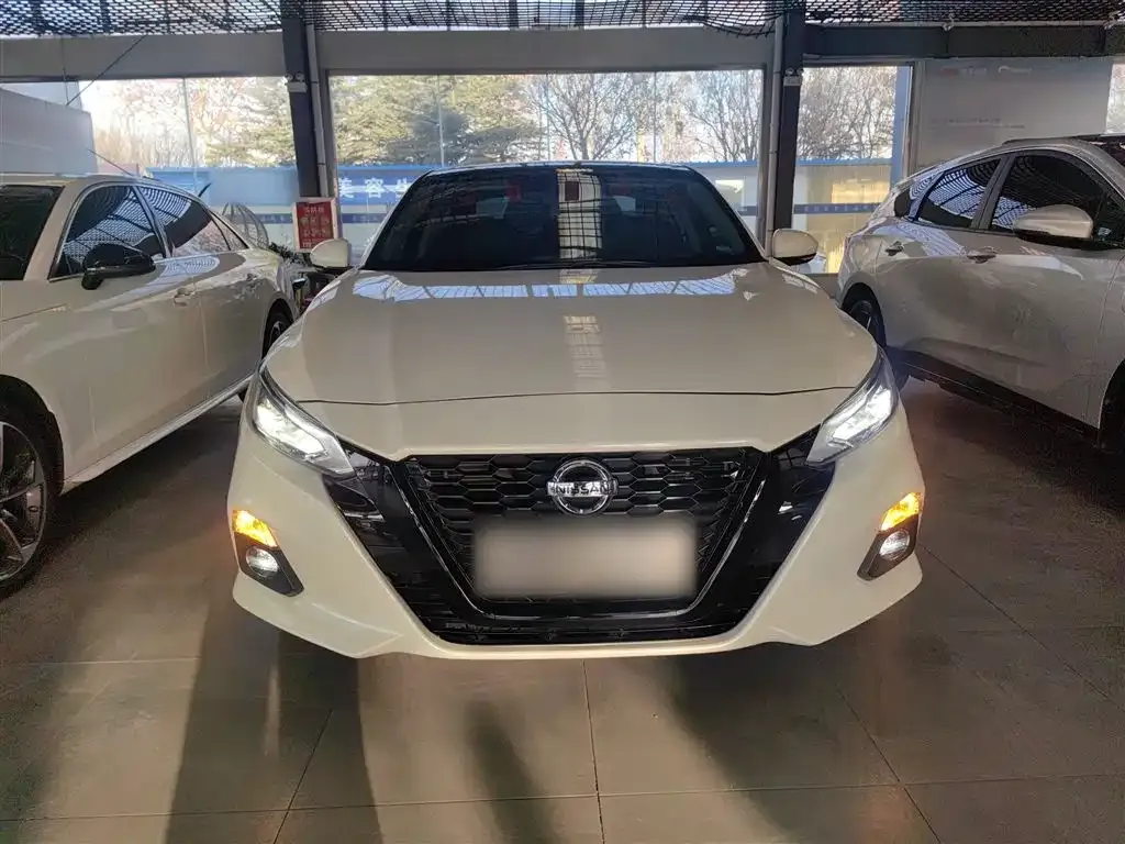 Nissan Teana 2022 из CN, фото 3