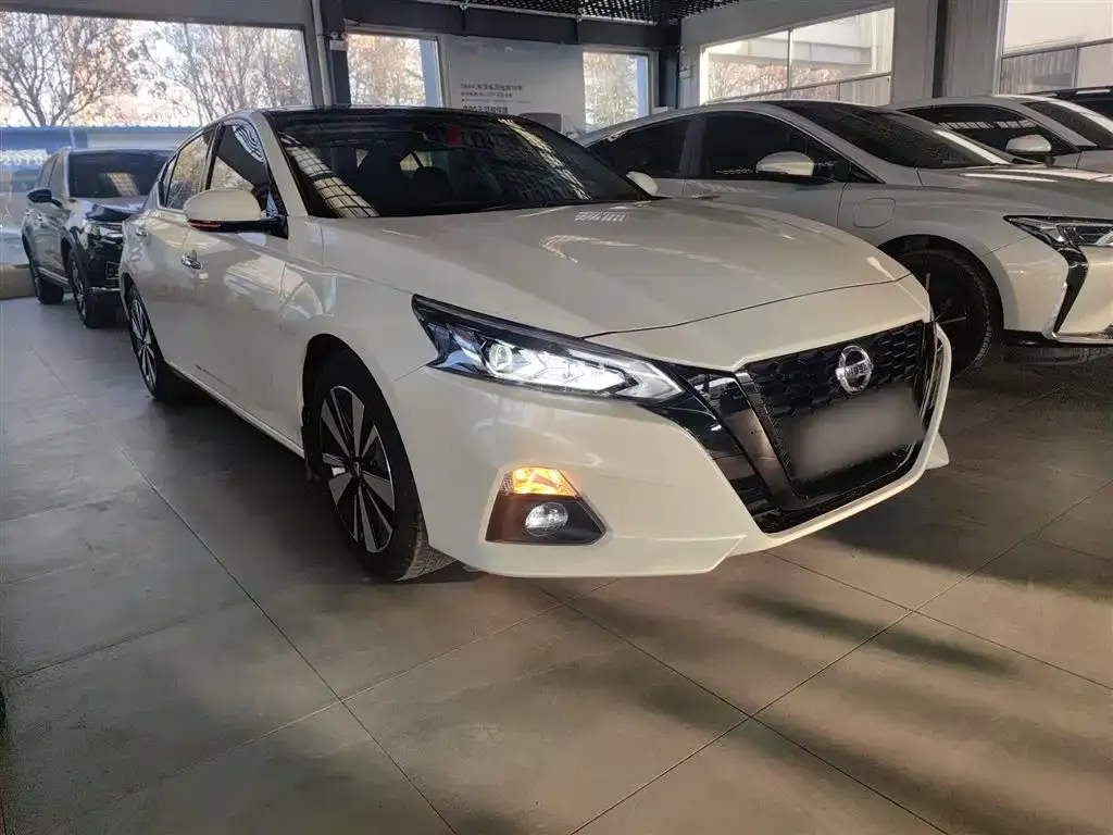 Nissan Teana 2022 из CN, фото 4