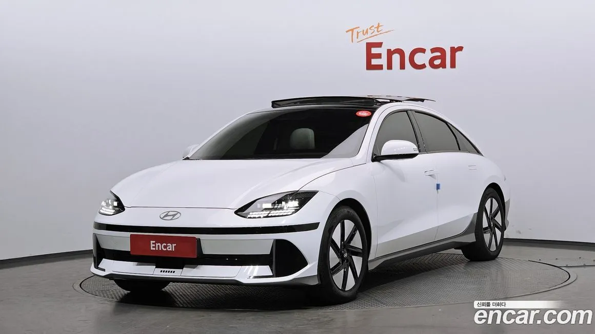 Hyundai Ioniq6 — фото 1