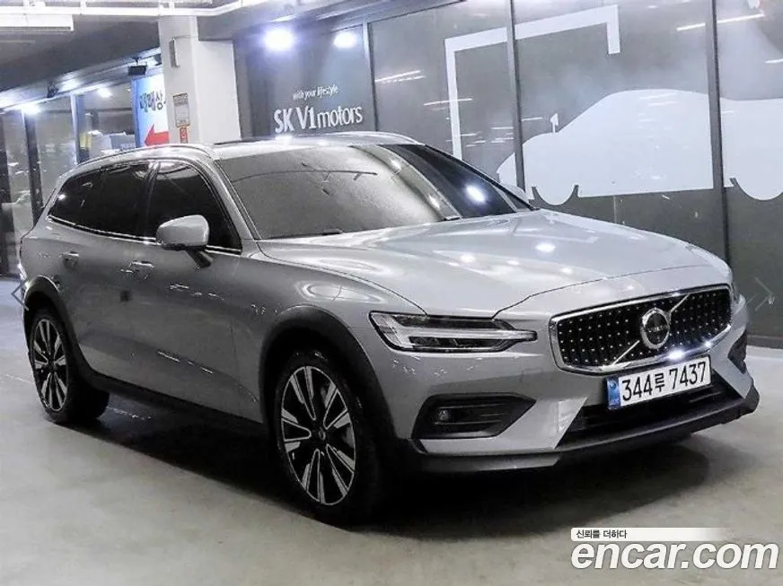 Volvo V60 2025 из KR, фото 1