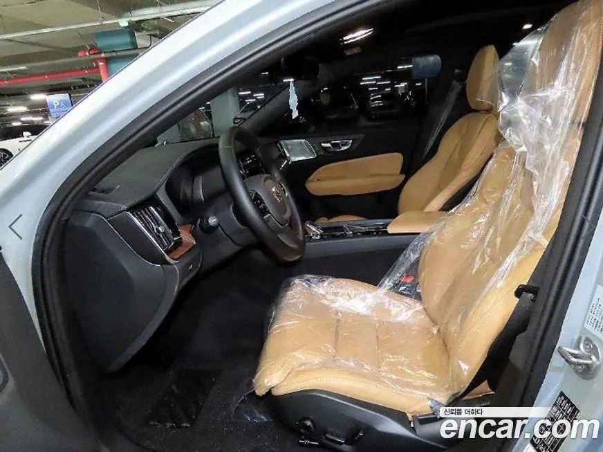 Volvo V60 2025 из KR, фото 10