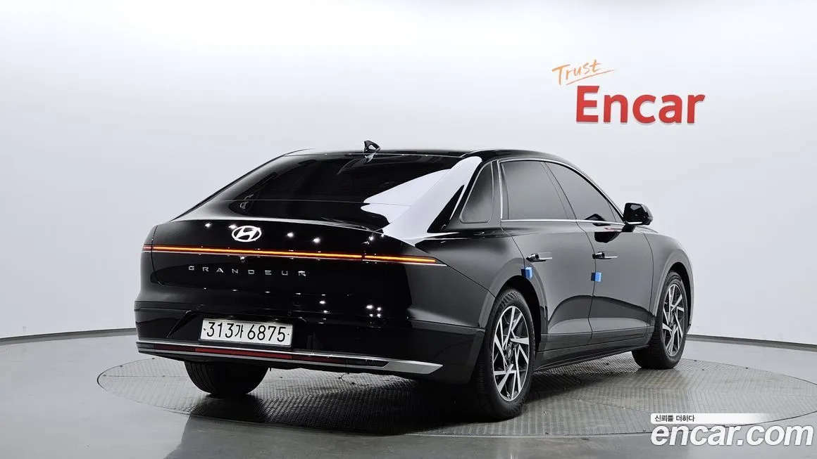 Hyundai Grandeur 2023 из KR, фото 2