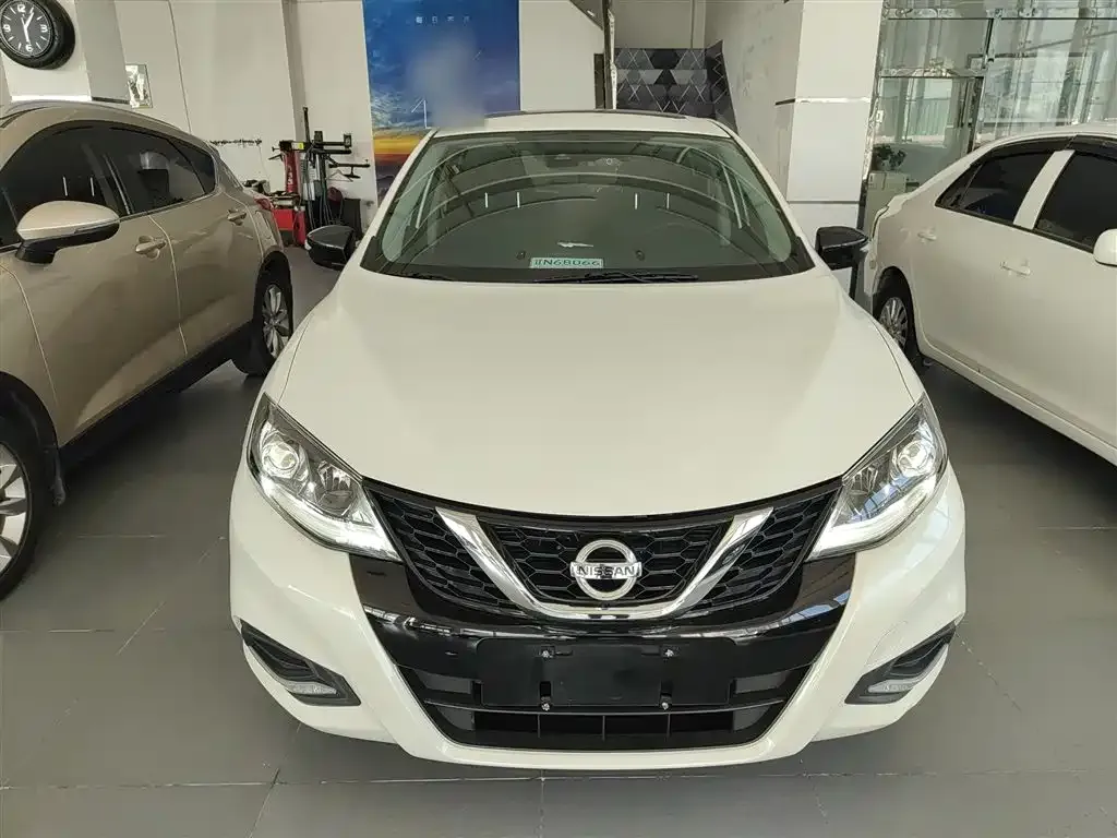 Nissan Tiida 2021 из CN, фото 5