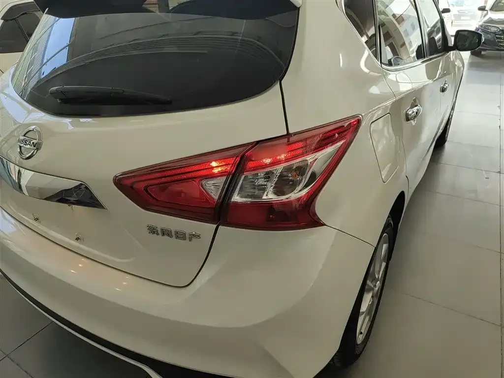 Nissan Tiida 2021 из CN, фото 7
