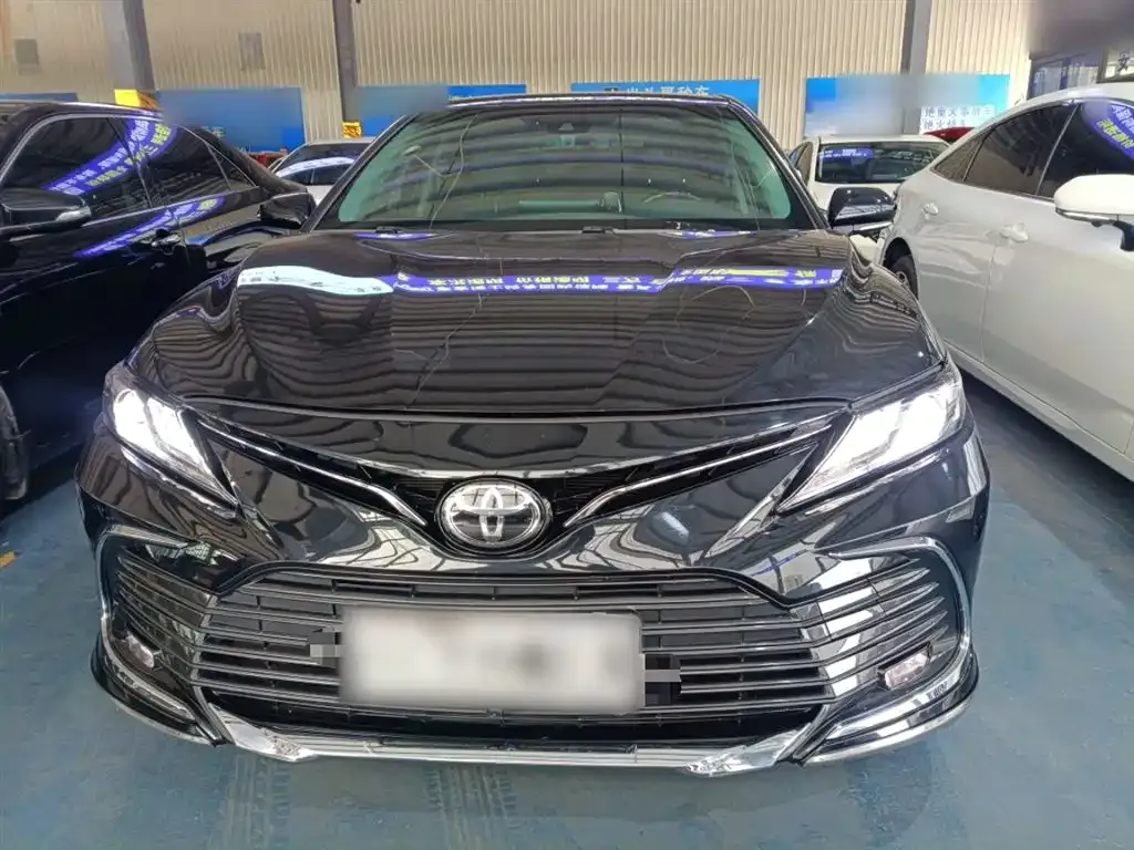 Toyota Camry 2023 из CN, фото 3