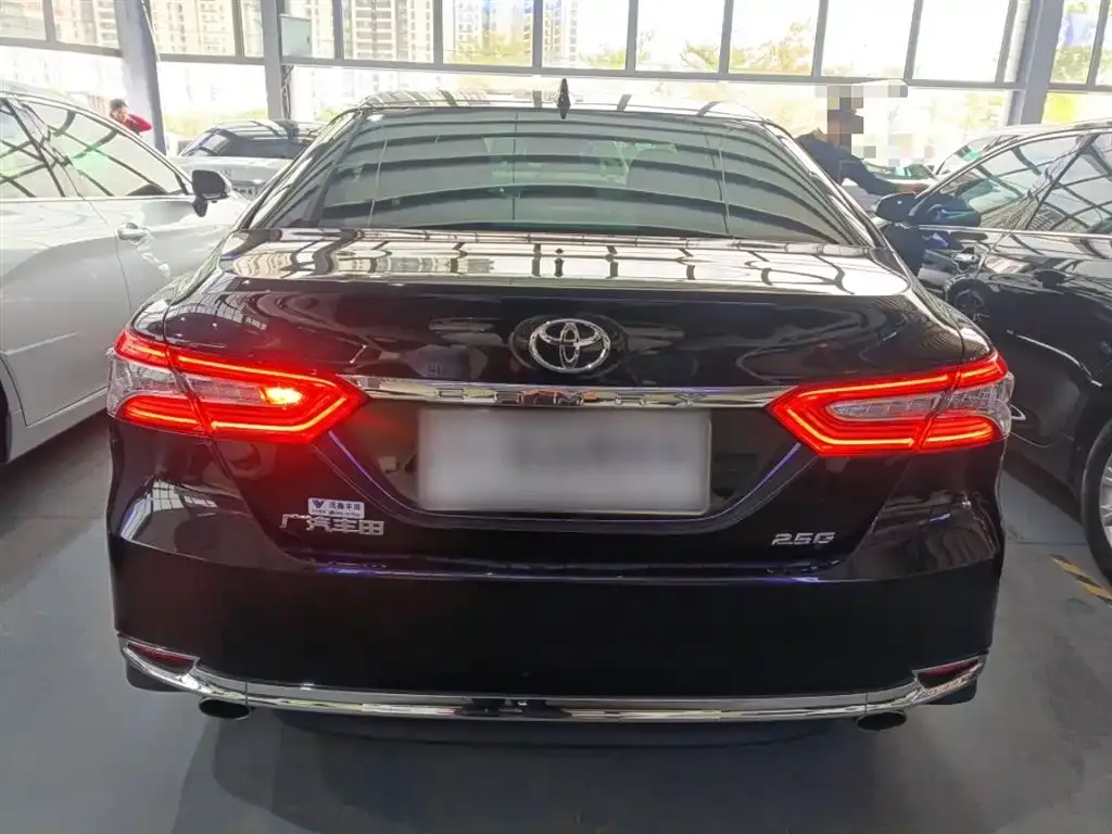 Toyota Camry 2023 из CN, фото 6