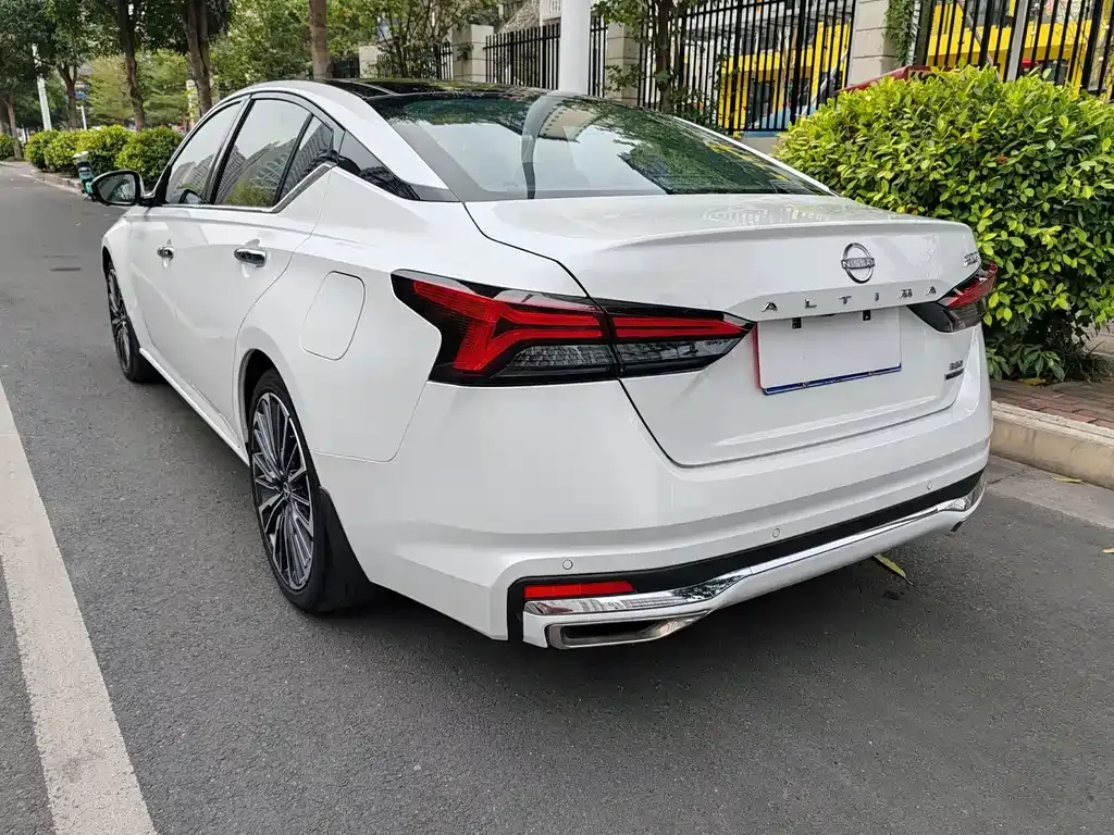 Nissan Teana 2022 из CN, фото 8