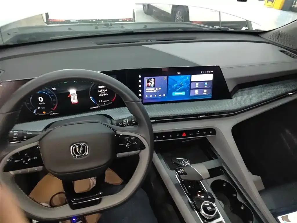Changan CS75PLUS 2023 из CN, фото 8