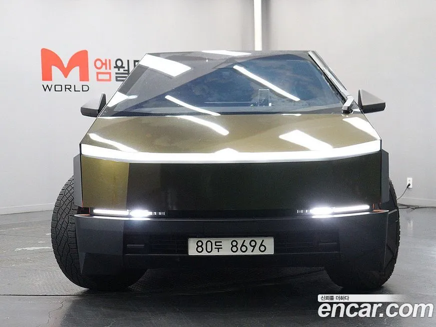 Tesla Cybertruck 2024 из KR, фото 2