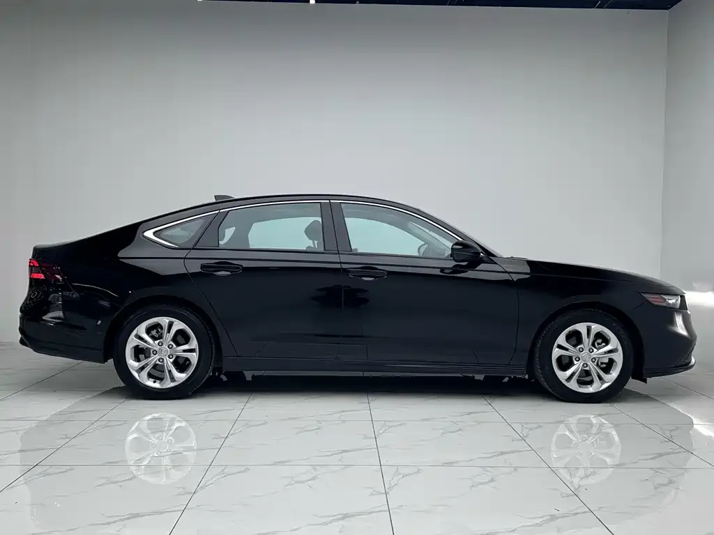 Honda Accord 2024 из CN, фото 5