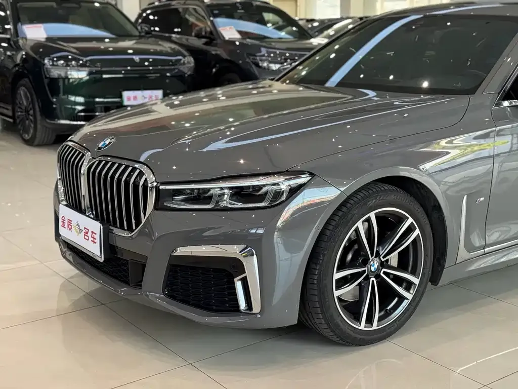 BMW 7 Series 2023 из CN, фото 2