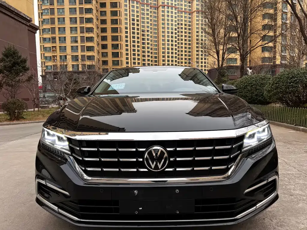 Volkswagen Passat — фото 3