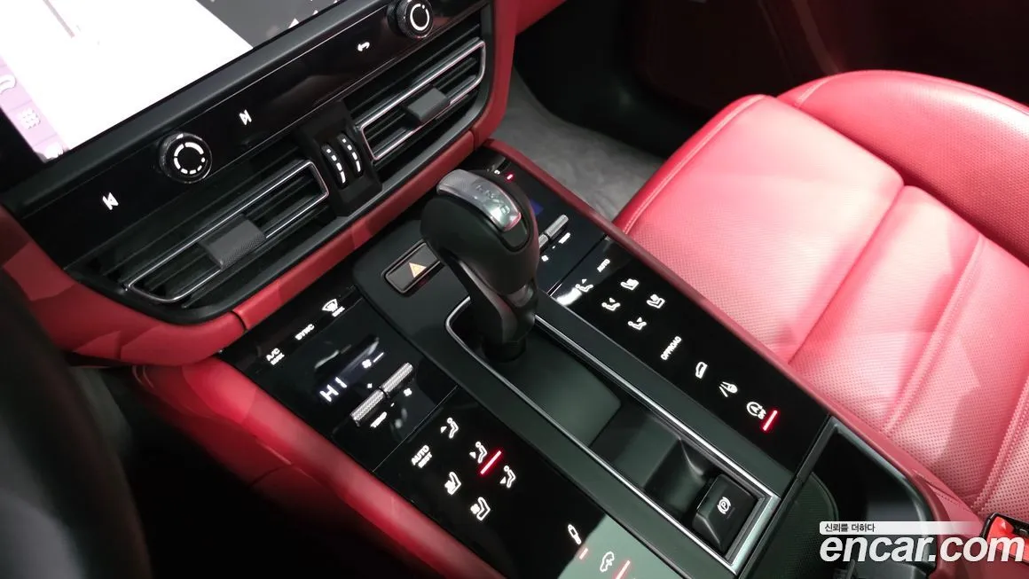 Porsche Macan 2022 из KR, фото 5