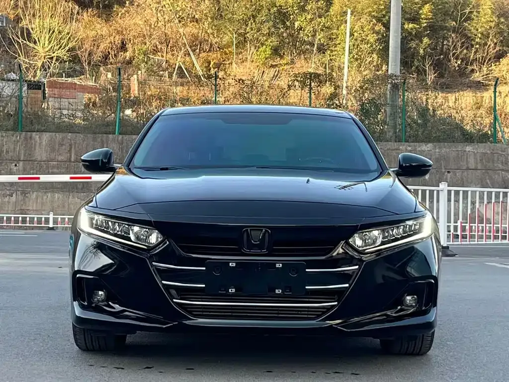 Honda Accord 2023 из CN, фото 10
