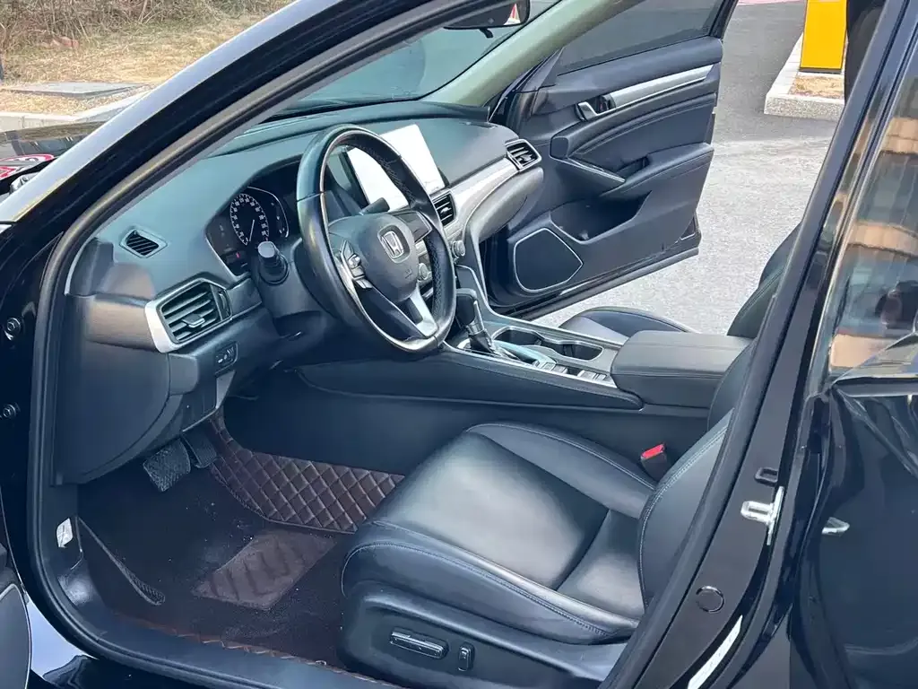 Honda Accord 2023 из CN, фото 8