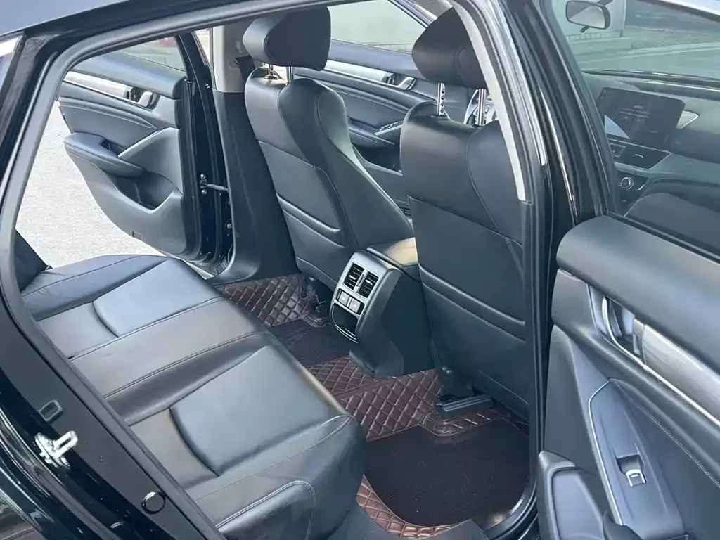 Honda Accord 2023 из CN, фото 4