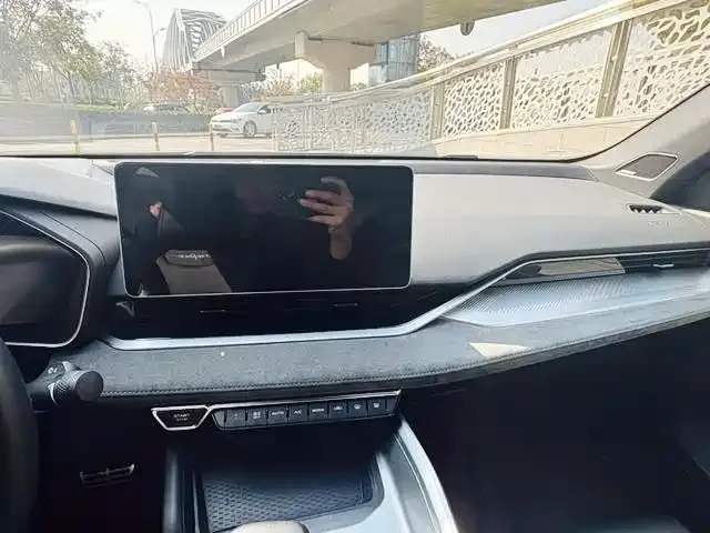 Geely Xingrui 2024 из CN, фото 10