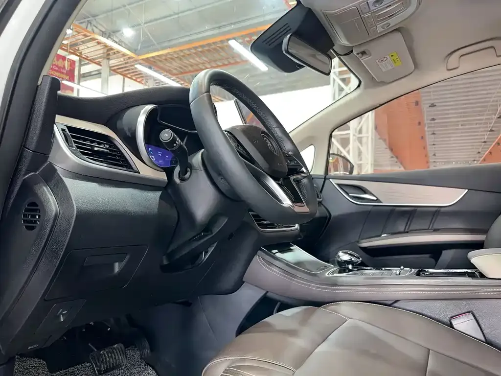 BYD MAX New Energy 2022 из CN, фото 10