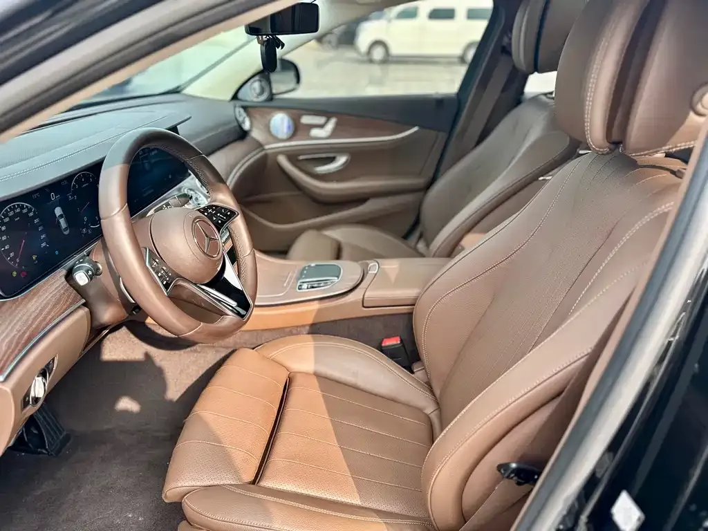 Mercedes-Benz E-Class 2022 из CN, фото 2