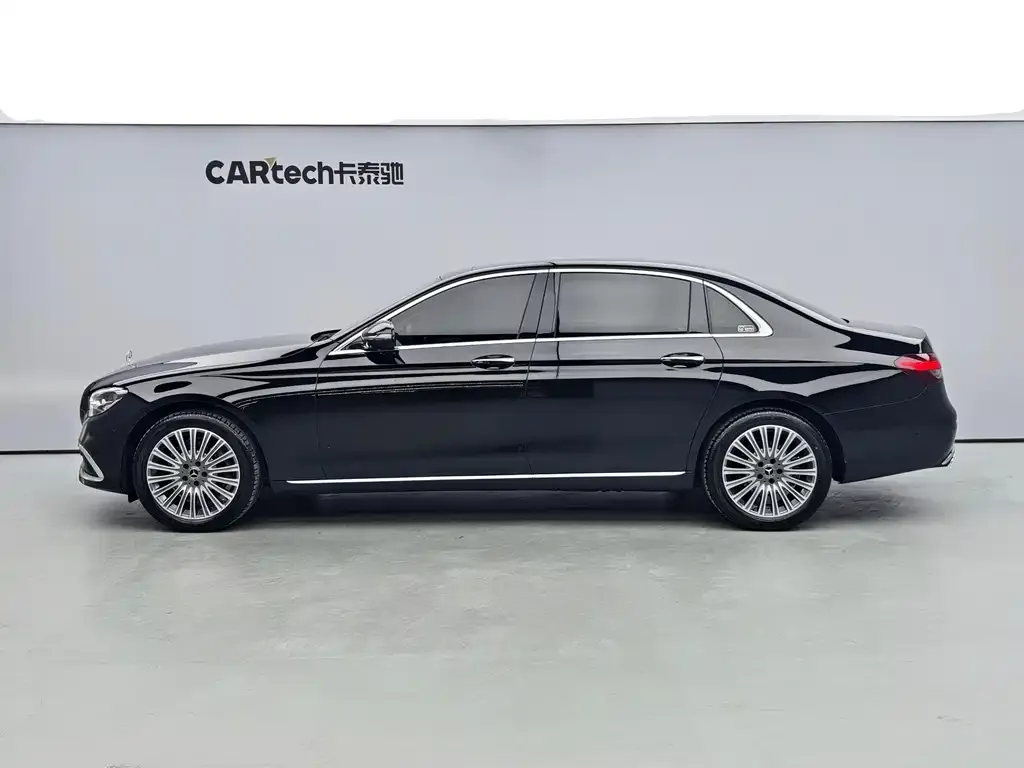 Mercedes-Benz E-Class 2023 из CN, фото 6