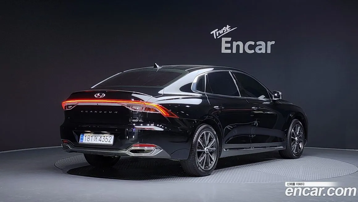 Hyundai Grandeur 2023 из KR, фото 3