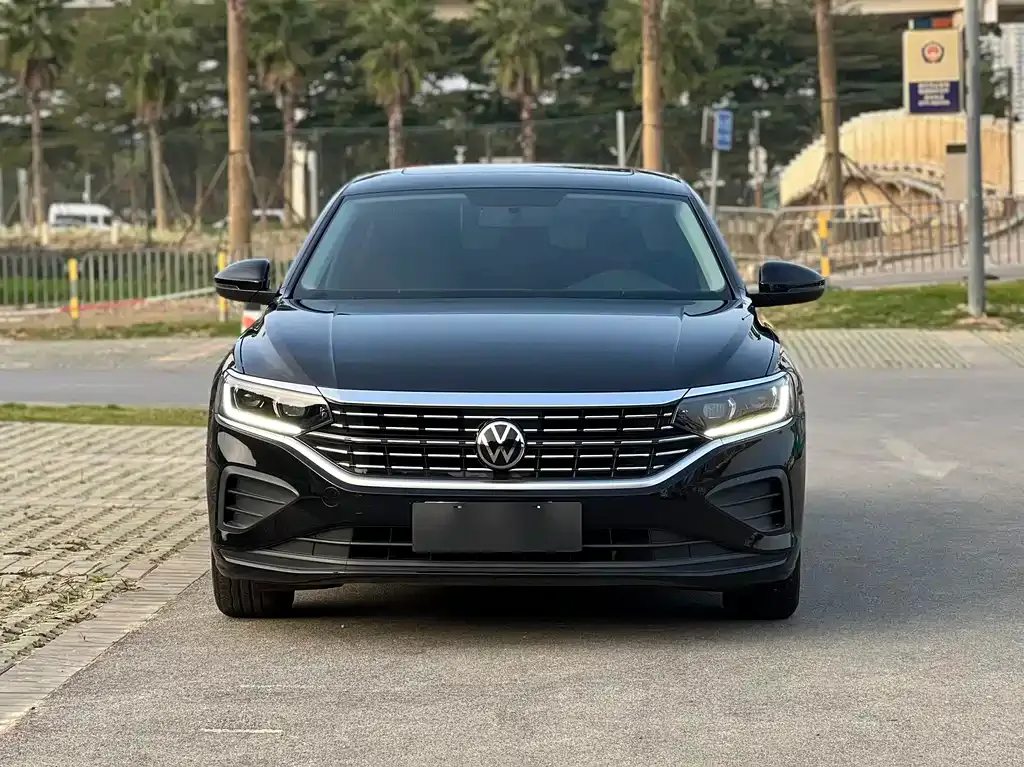 Volkswagen Passat — фото 3