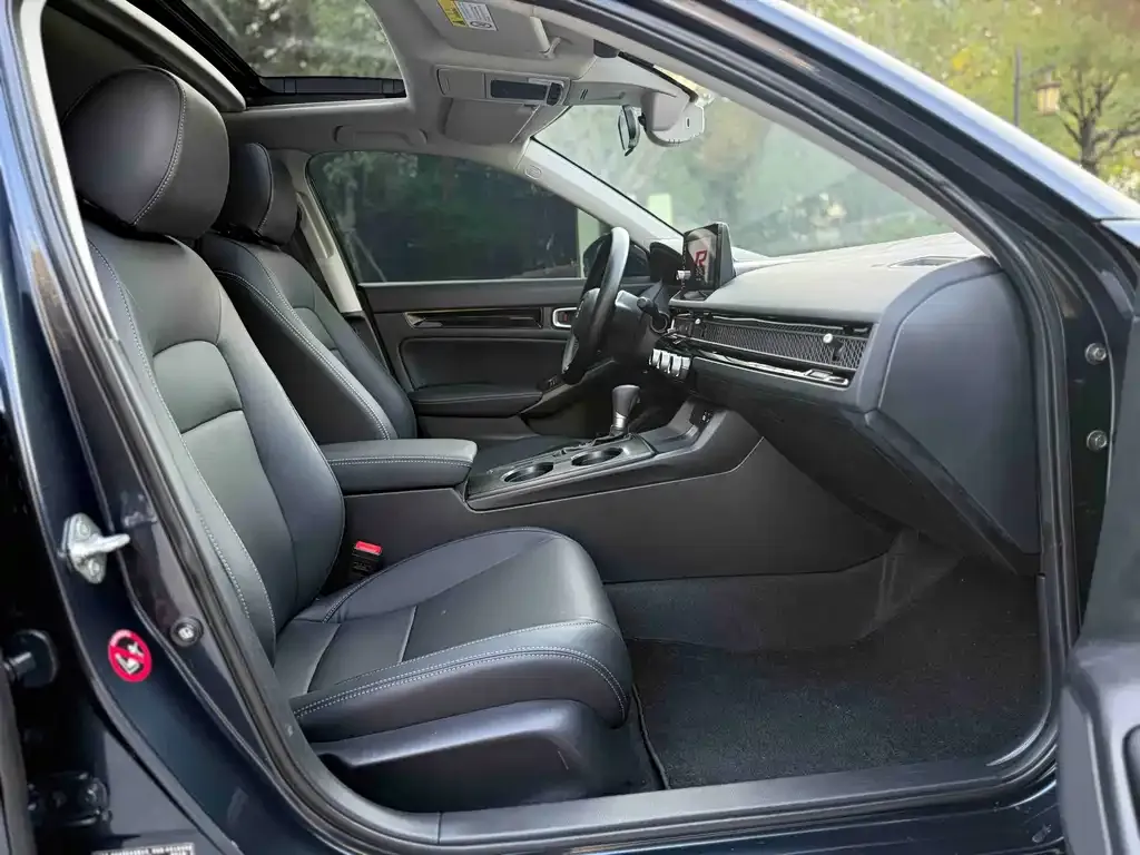 Honda Civic 2023 из CN, фото 10