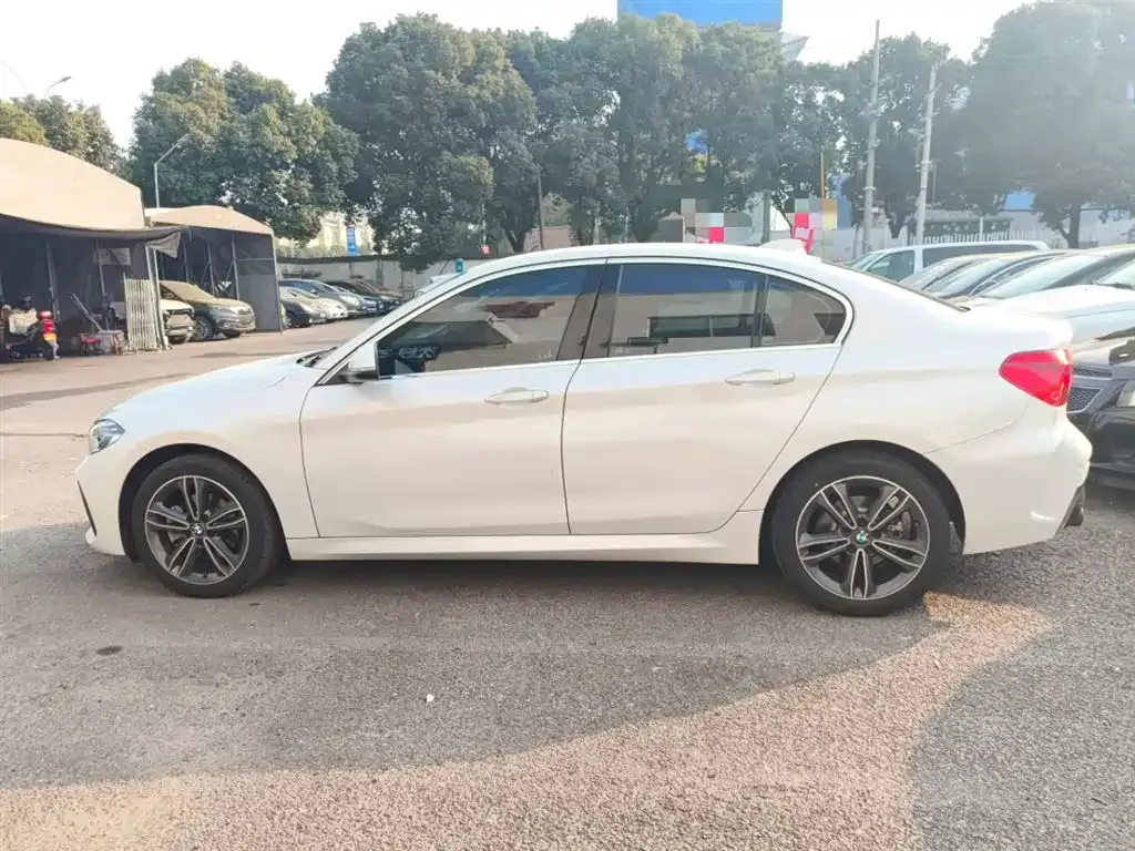 BMW 1 Series 2022 из CN, фото 5