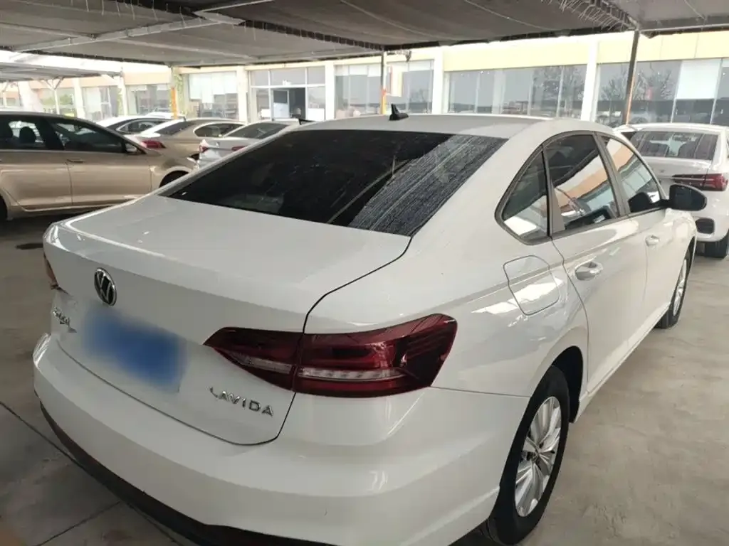 Volkswagen Lavida 2023 из CN, фото 7