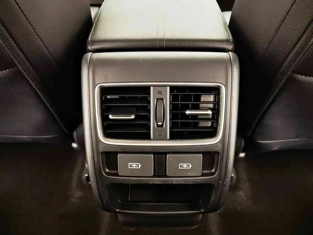 Honda Accord 2022 из CN, фото 10