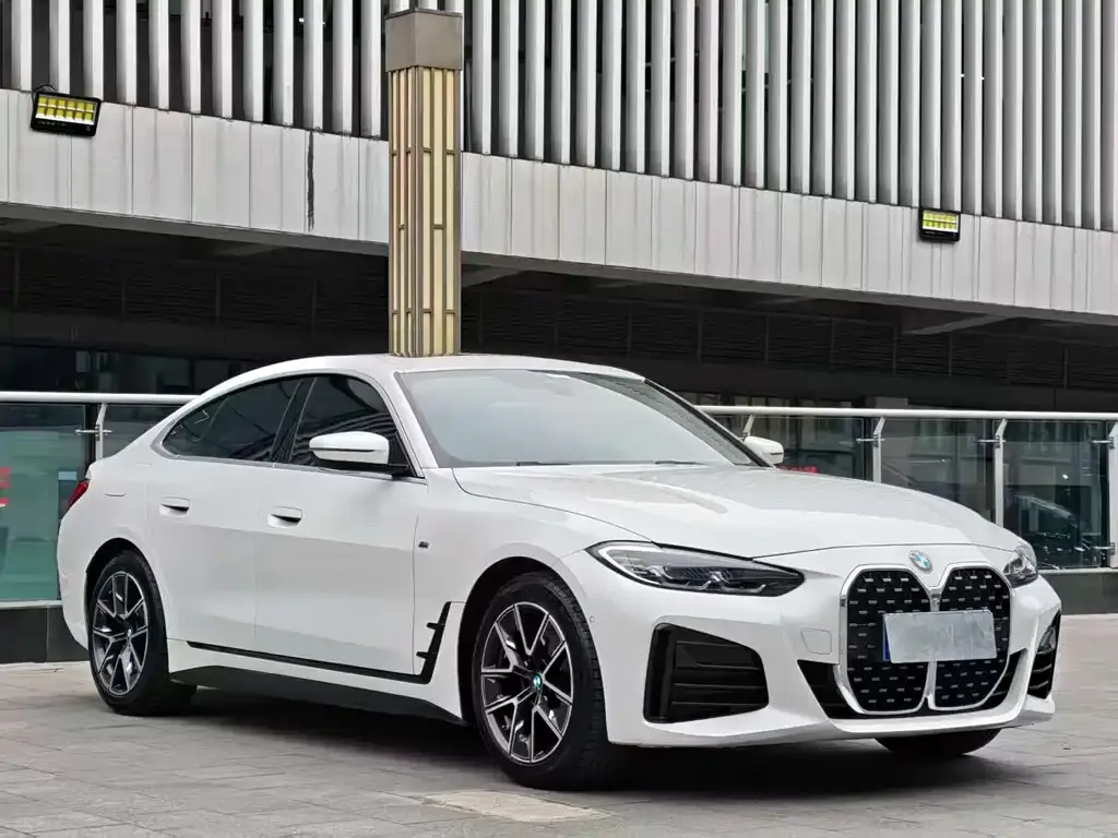BMW 4 Series 2022 из CN, фото 2