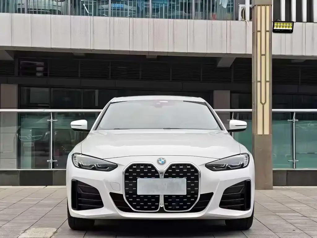 BMW 4 Series 2022 из CN, фото 8