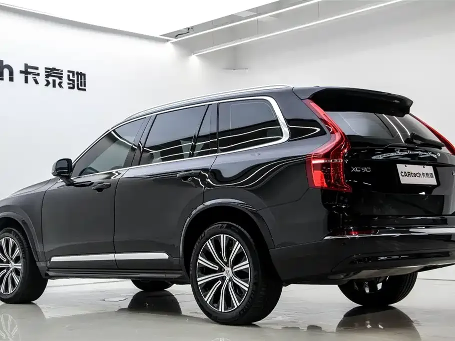 Volvo XC90 2024 из CN, фото 2