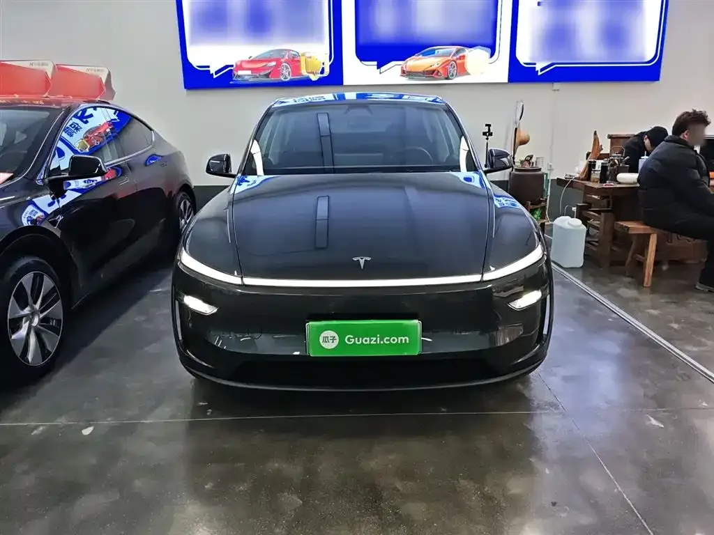 Tesla Model Y 2025 из CN, фото 5