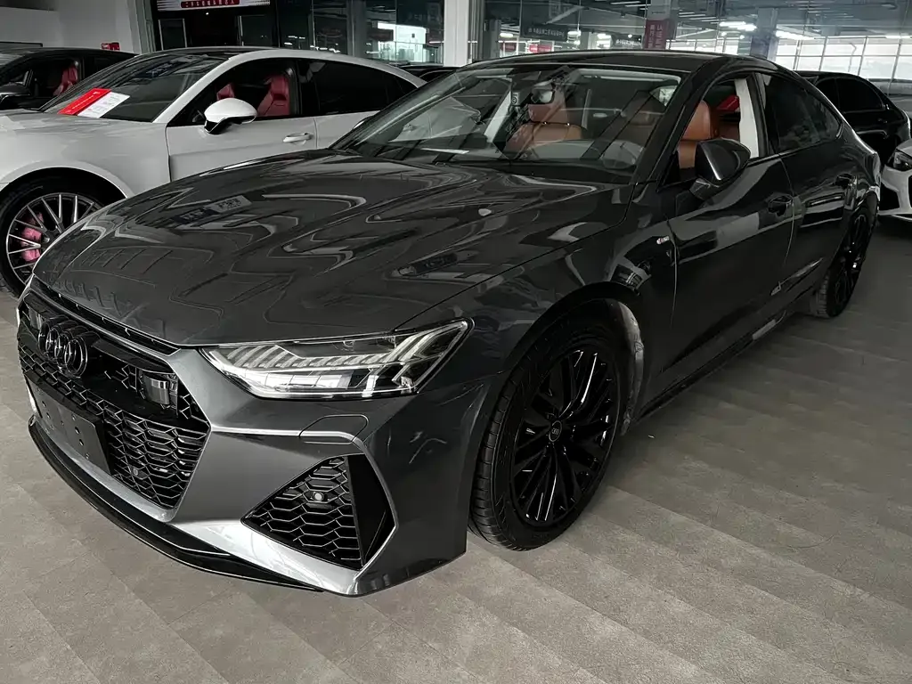 Audi A7 2021 из CN, фото 1