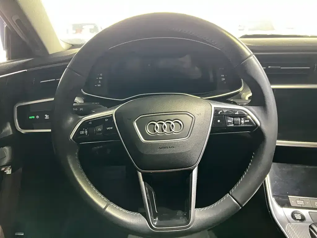 Audi A7 2021 из CN, фото 6
