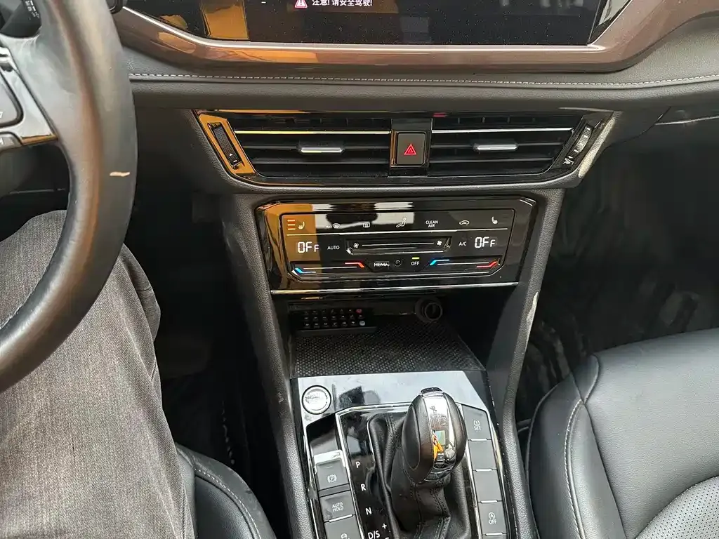 Volkswagen Tharu 2022 из CN, фото 10