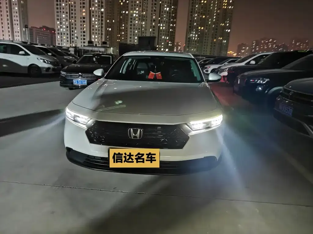 Honda Accord — фото 6