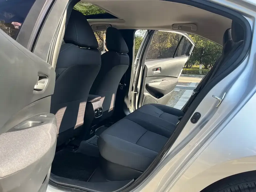Toyota Corolla 2022 из CN, фото 6