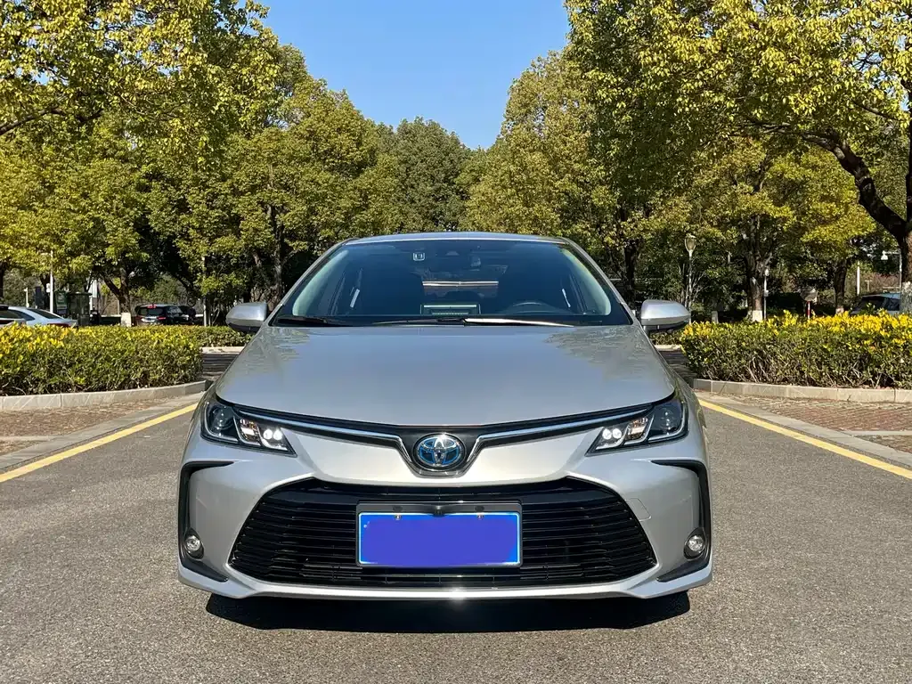 Toyota Corolla 2022 из CN, фото 10