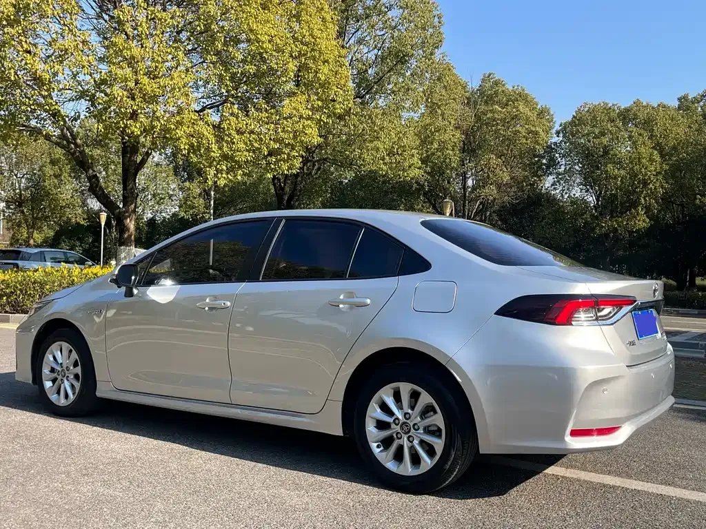 Toyota Corolla 2022 из CN, фото 8