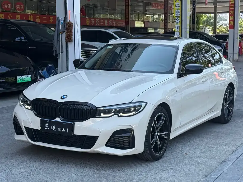 BMW 3 Series 2021 из CN, фото 1