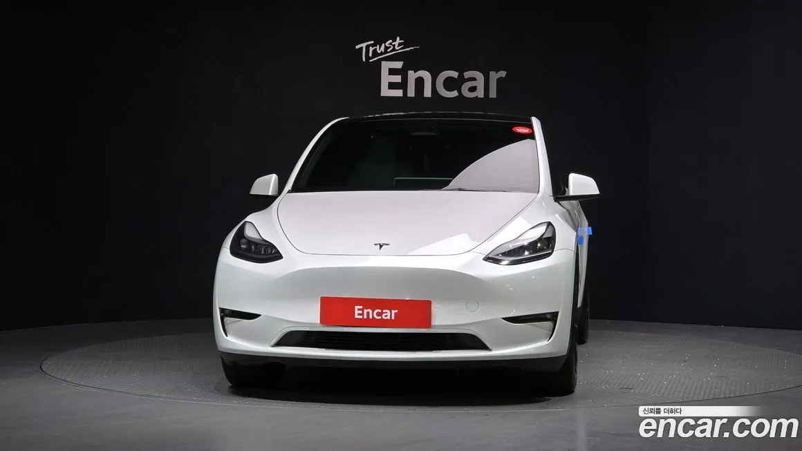 Tesla Model Y — фото 6