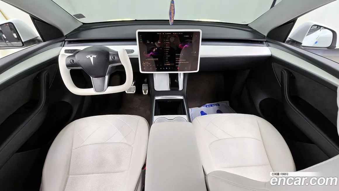 Tesla Model Y — фото 3