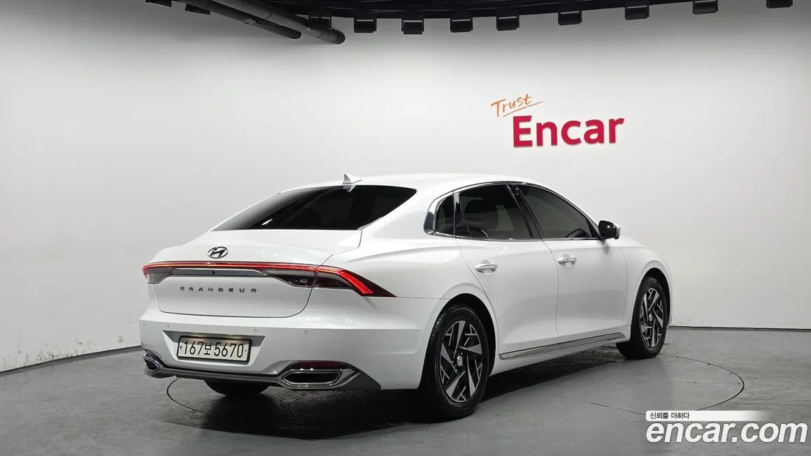 Hyundai Grandeur 2022 из KR, фото 8
